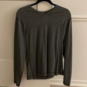 Dark grey lululemon long sleeve t-shirt